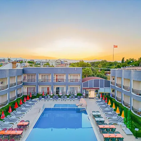 Sayanora Hotell
