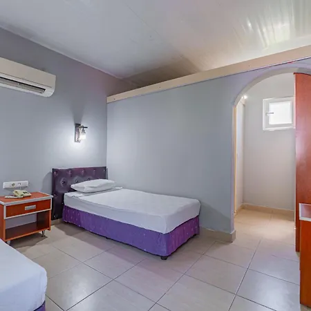 Hotel Sayanora *